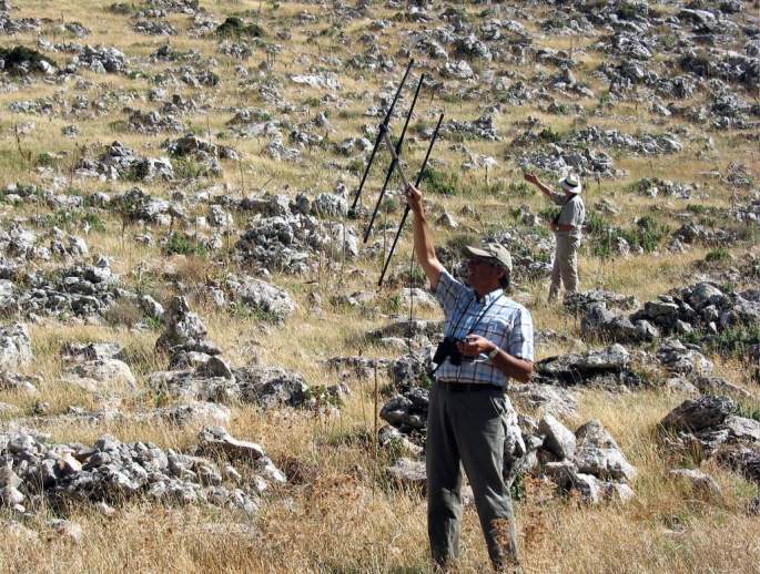 Tareas de radio-seguimiento con antenas unidireccionales